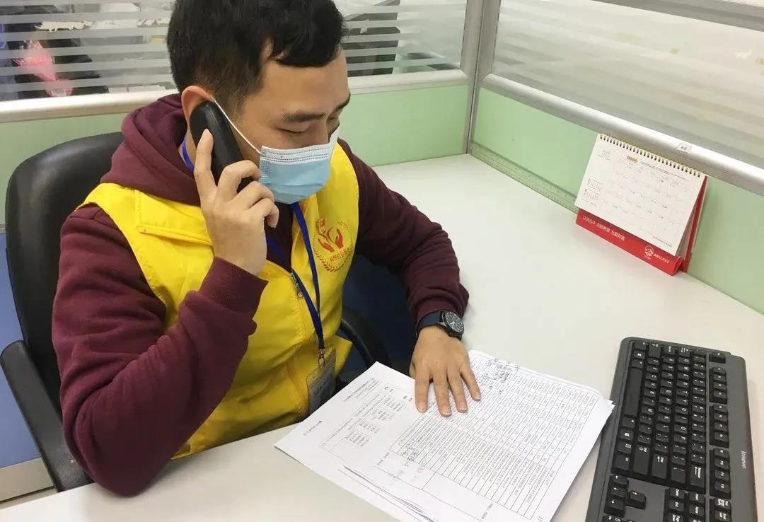 石碁社工党员抗疫冲前线， 发挥先锋模范作用